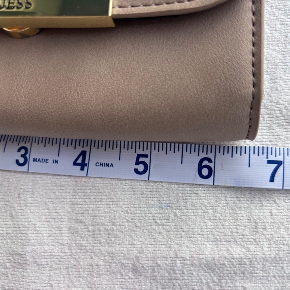 Guess Tan Snakeskin Small Crossbody Purse - Picture 10 of 11